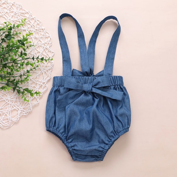 ⭐️SOLD⭐️ NWT 🎉 3 piece suspender shorts set - Picture 10 of 16